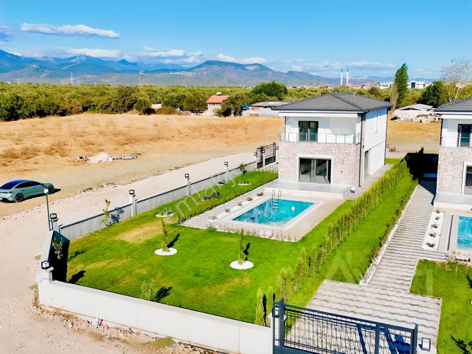 Avcı'dan 600m2 Arsalı Tam Müstakil Havuzlu Villa — fotoğraf 14