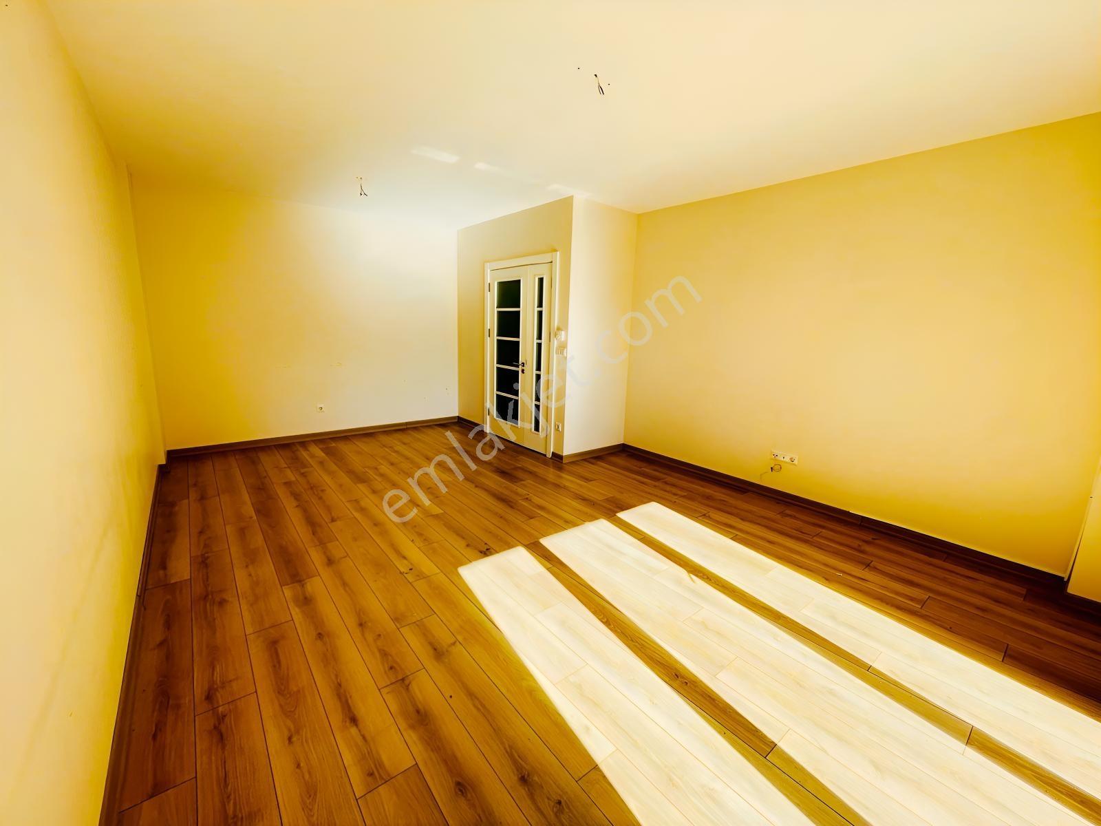 Kemerburgaz Metro Durağına 2 Dk Mesafede 150m2 3+1 Bahçe Katı — fotoğraf 3