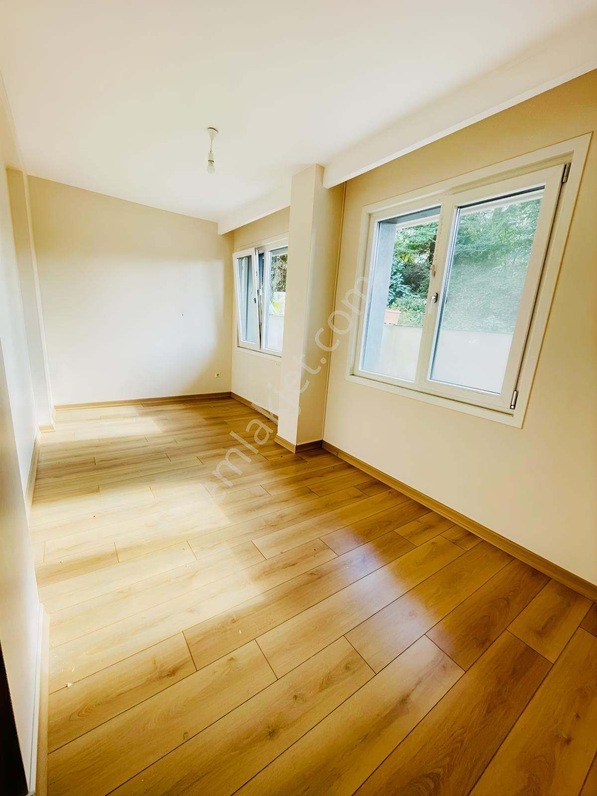 Kemerburgaz Metro Durağına 2 Dk Mesafede 150m2 3+1 Bahçe Katı — fotoğraf 14