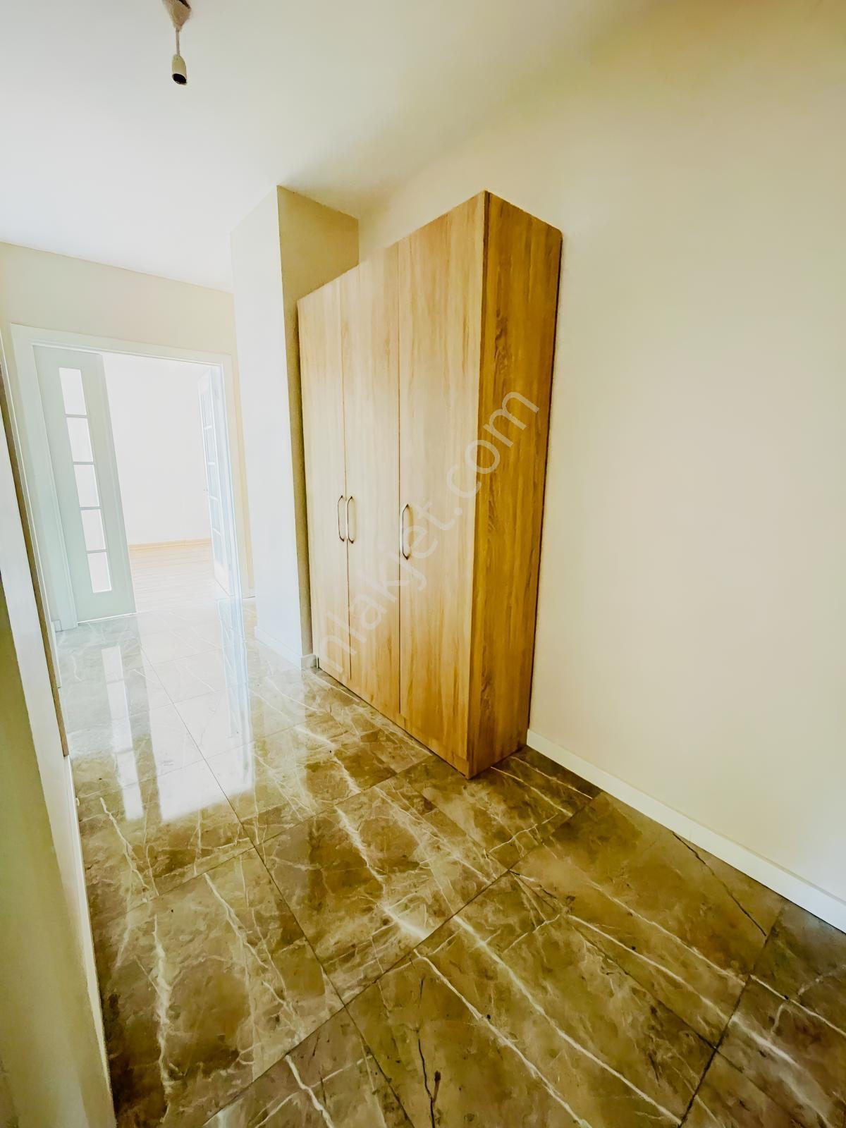 Kemerburgaz Metro Durağına 2 Dk Mesafede 150m2 3+1 Bahçe Katı — fotoğraf 18