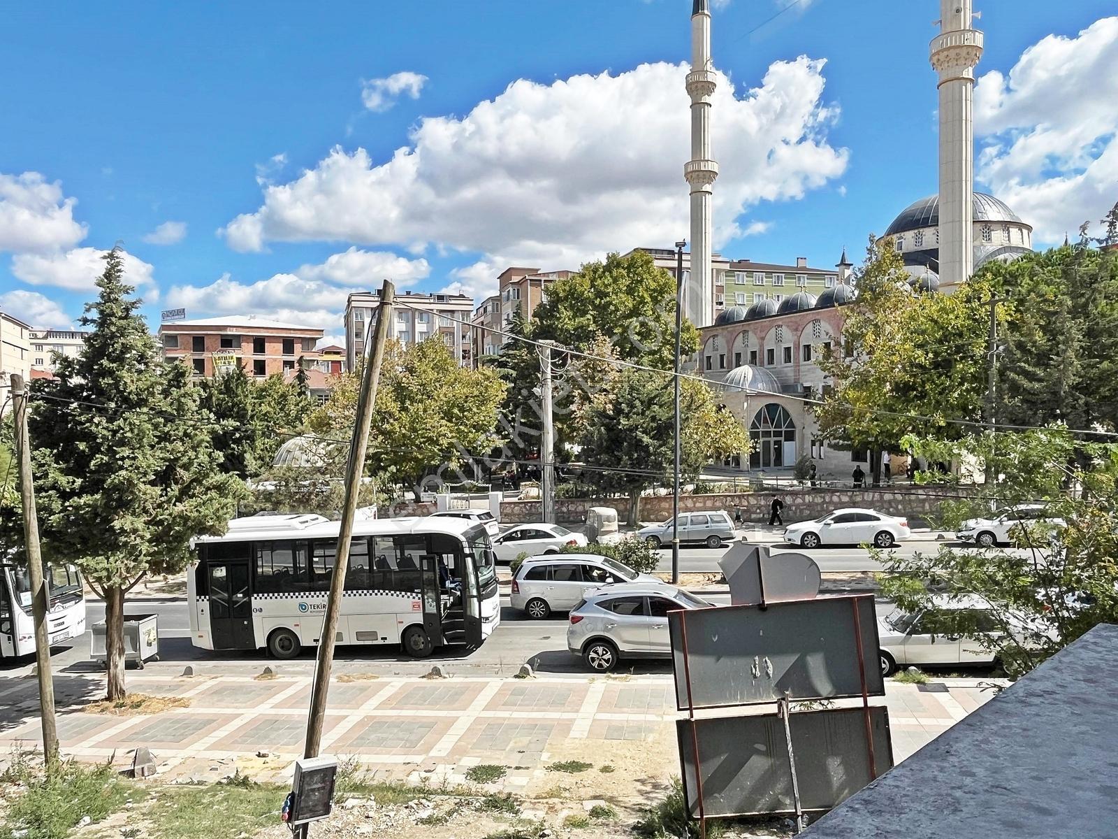 Araç Takasına Uygun Acil Satılık Sıfır Merkezi Konum Satılık 2+1 — fotoğraf 33
