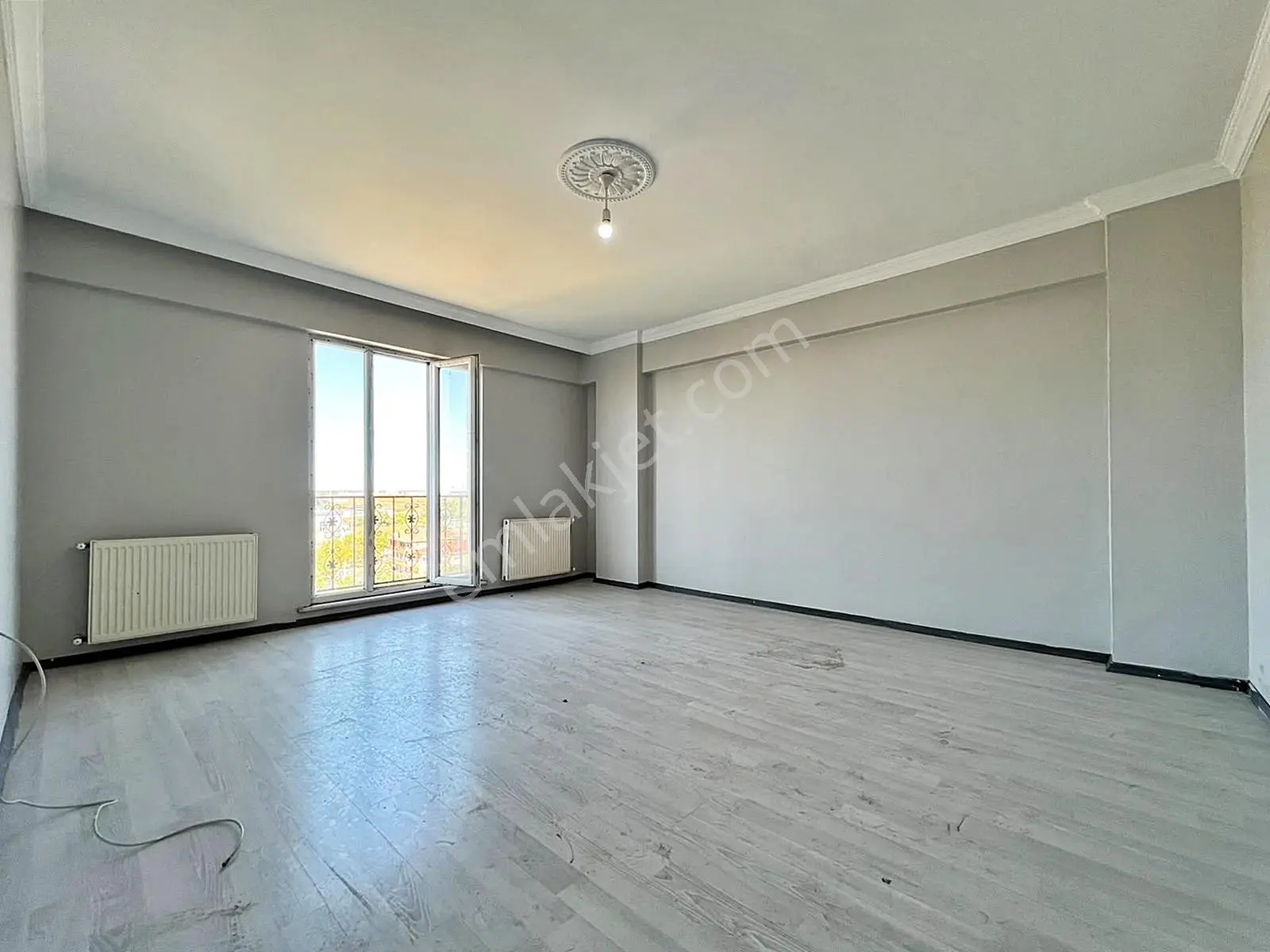 Veliköy Mahallesi Cadde Üzeri Servis Durağında Satılık 2+1 Daire — fotoğraf 2