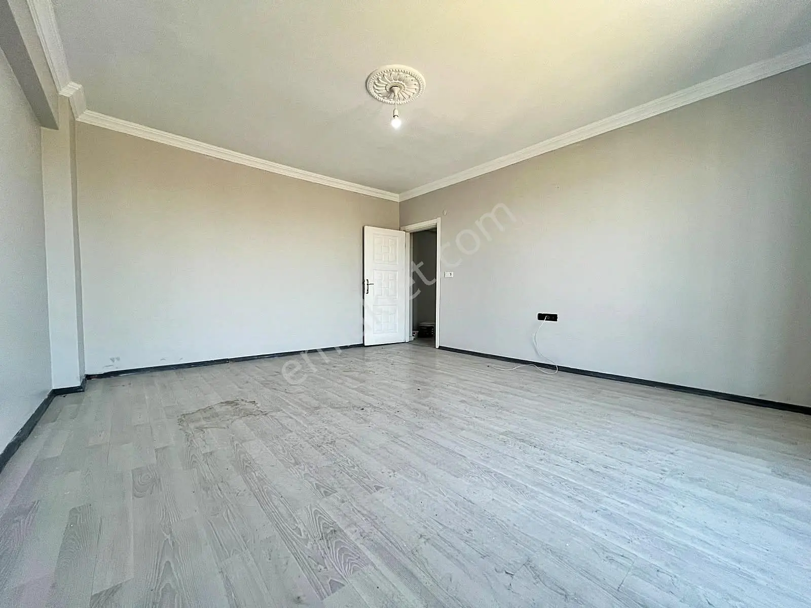 Veliköy Mahallesi Cadde Üzeri Servis Durağında Satılık 2+1 Daire — fotoğraf 3