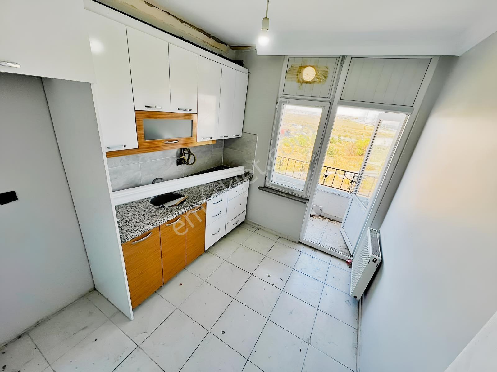 Veliköy Mahallesi Cadde Üzeri Servis Durağında Satılık 2+1 Daire — fotoğraf 7