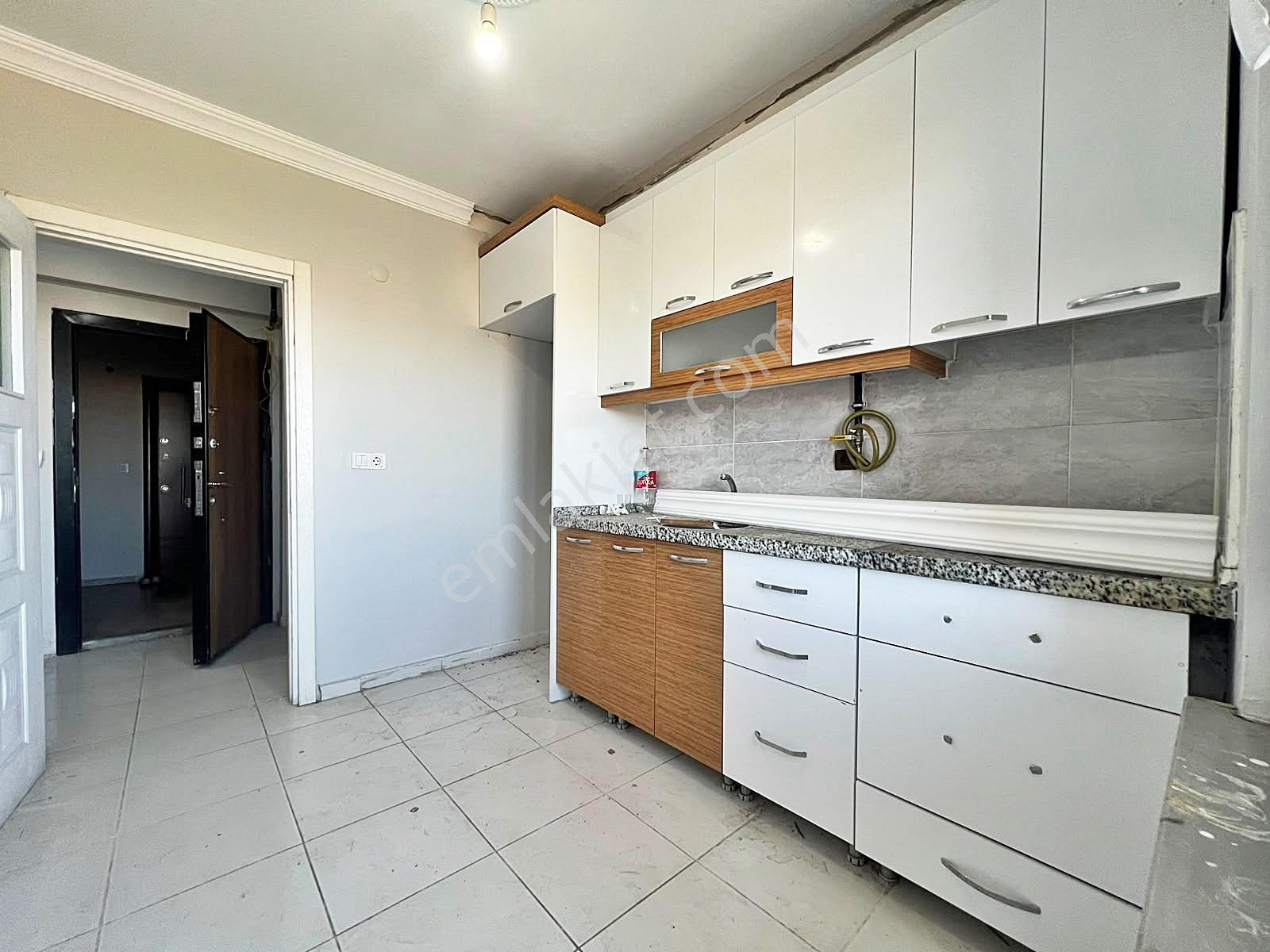 Veliköy Mahallesi Cadde Üzeri Servis Durağında Satılık 2+1 Daire — fotoğraf 8