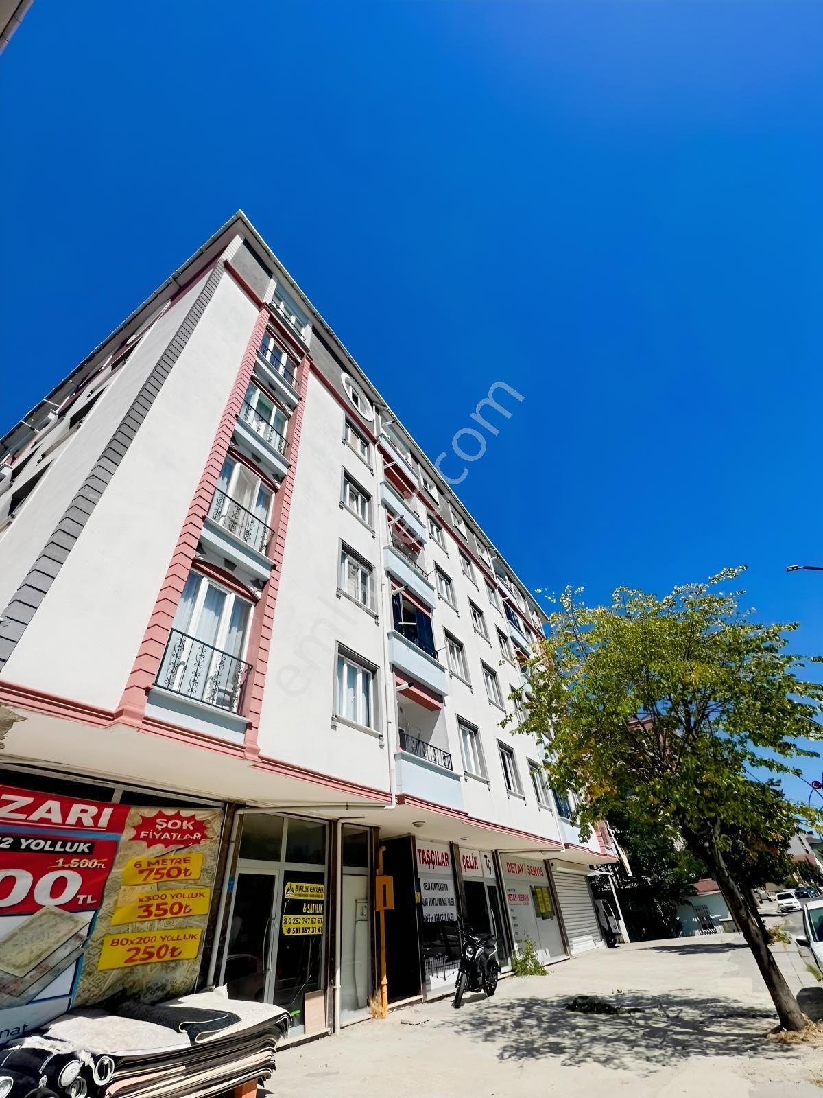 Veliköy Mahallesi Cadde Üzeri Servis Durağında Satılık 2+1 Daire — fotoğraf 21