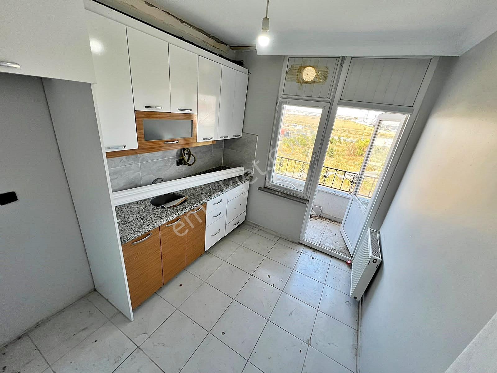 Veliköy Mahallesi Cadde Üzeri Servis Durağında Satılık 2+1 Daire — fotoğraf 28