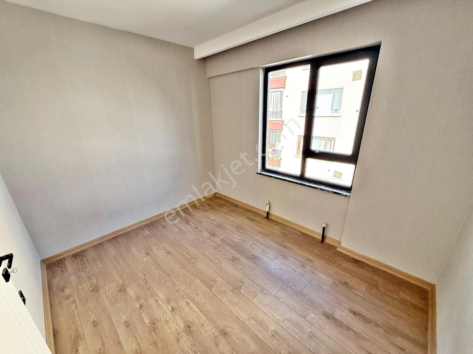 Sancakte'pe Merkezde Full Yapılı Sıfır E.banyolu Satılık Daire.. — fotoğraf 13