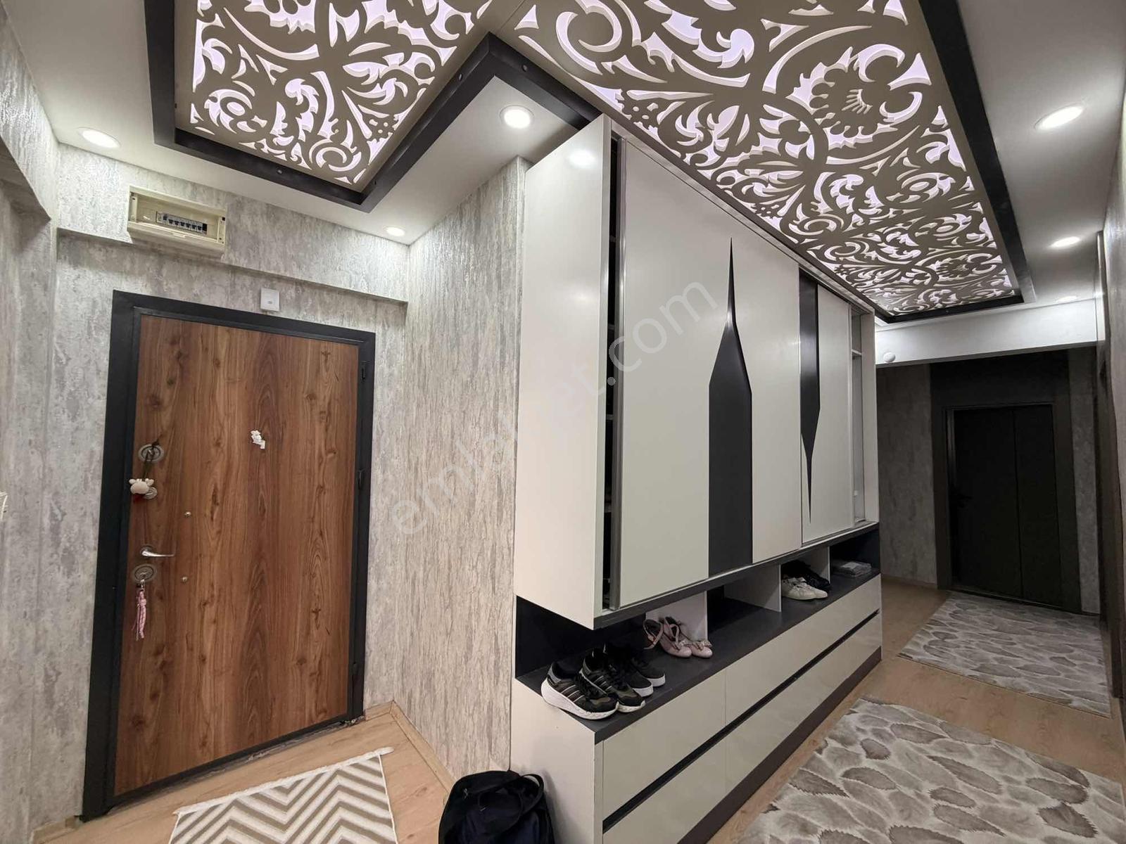 Komple Satılık Aıle Bınası 6 Daire 1 Dükkan — fotoğraf 6