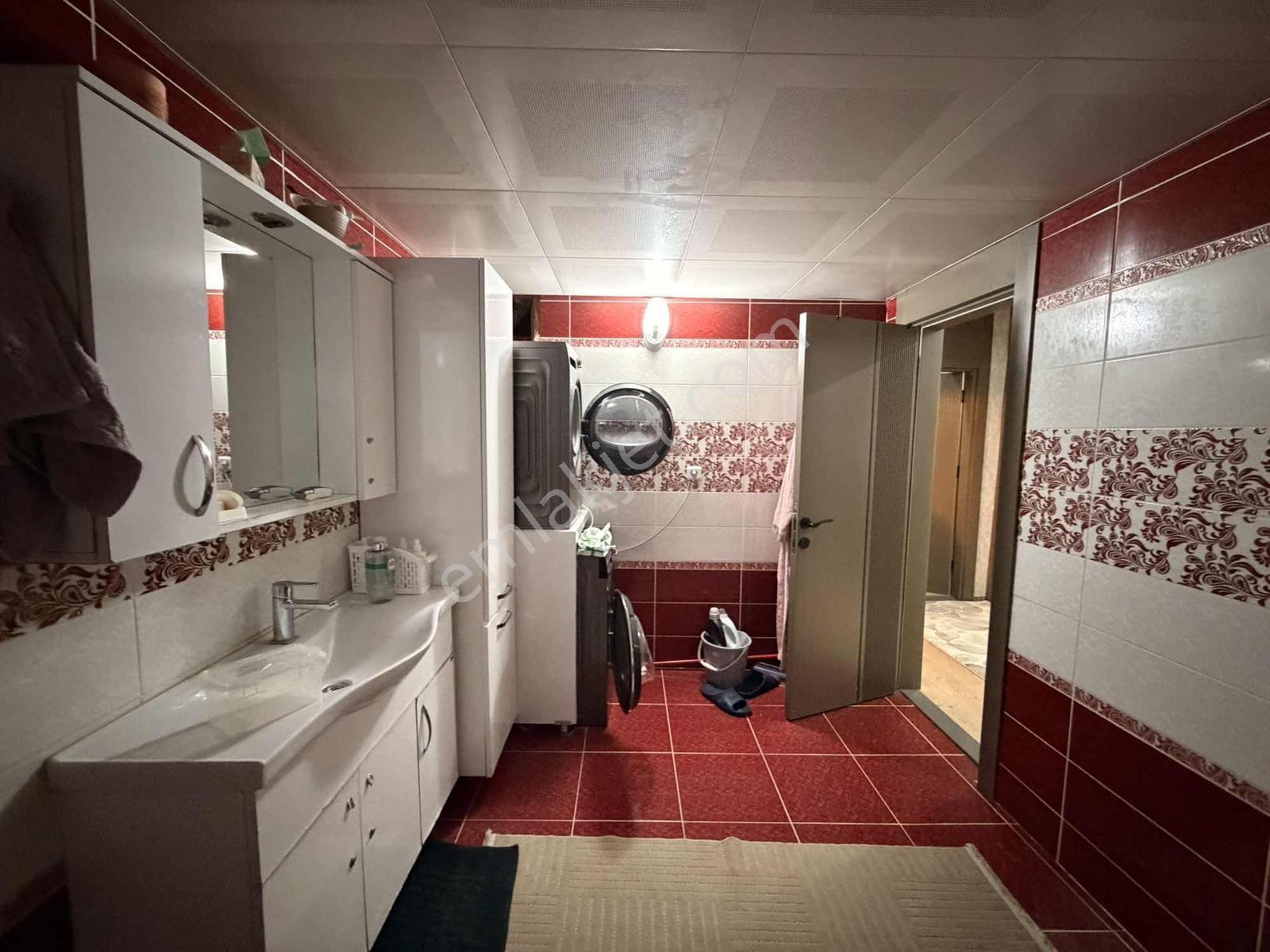 Komple Satılık Aıle Bınası 6 Daire 1 Dükkan — fotoğraf 16