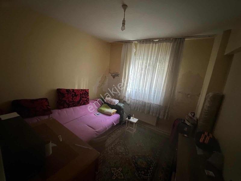 Özer Emlakdan Satılık 2+1 Daire — fotoğraf 3