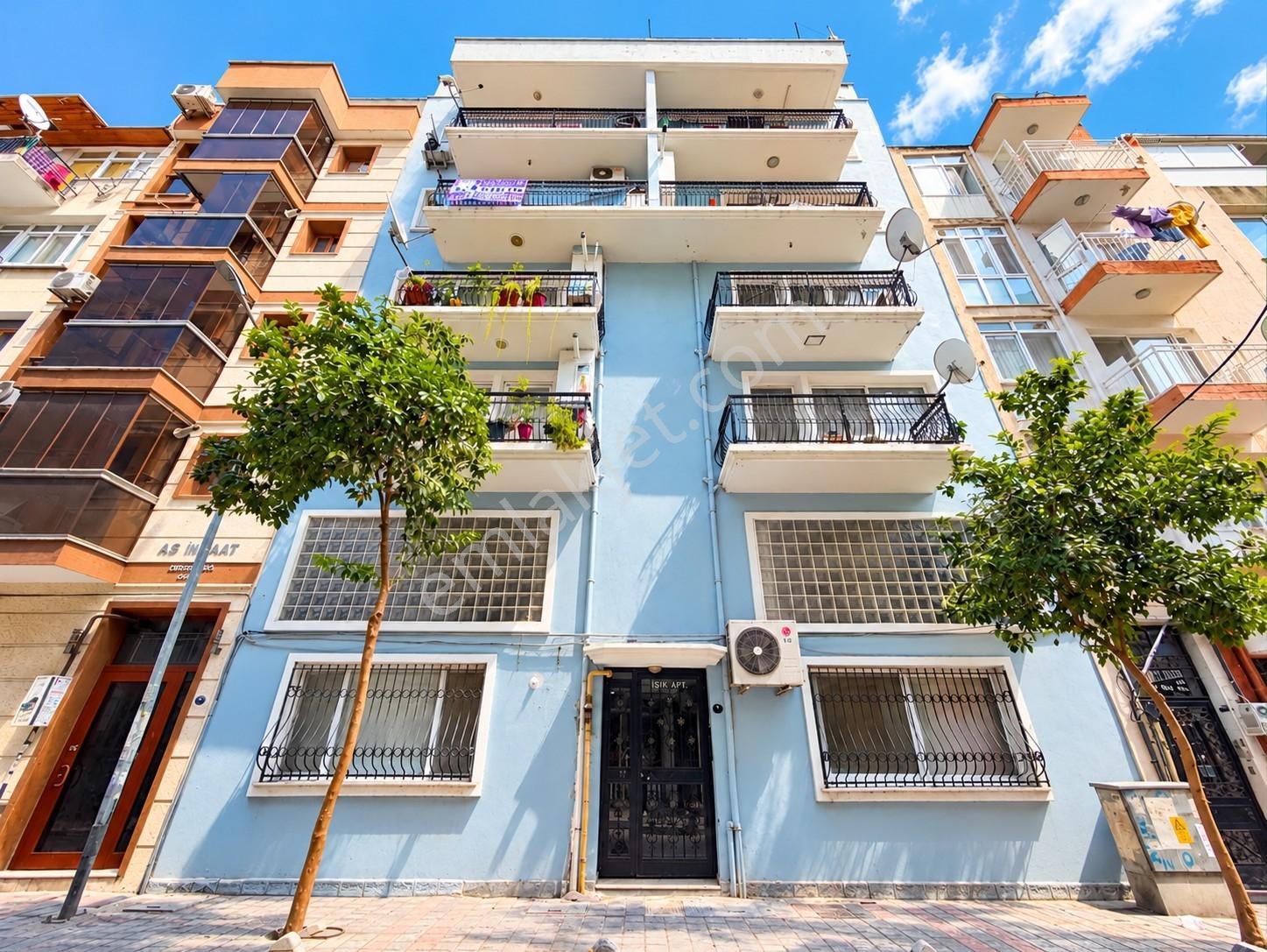 Kahramanlar Fuar Kapısı Yakını Satılık 2+1 Boş Daire
