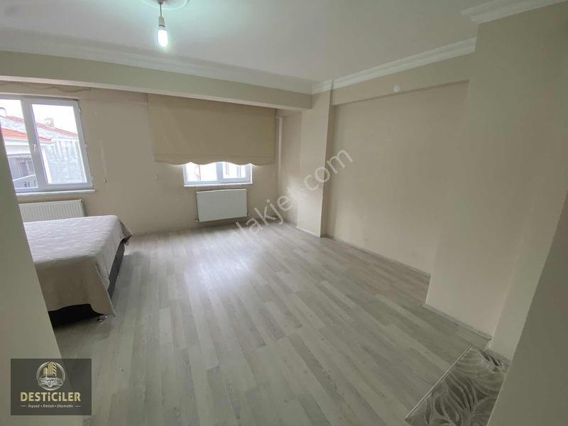 Au-emek Mh.ertaş Cd.yakını Asansörlü-kullanışlı-4+1 Dublex Daire — fotoğraf 3