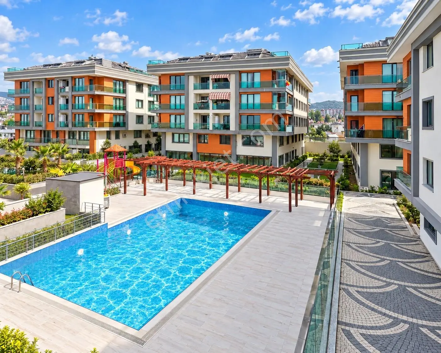 Beylikdüzü'nde Havuzlu Ve Full Sosyal Site İçi 3+1-nuev