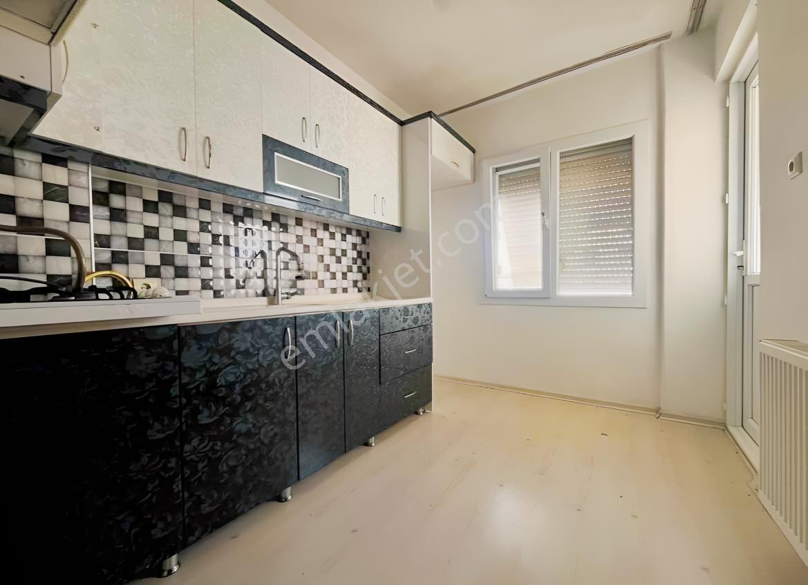 Realiva'dan Merkezi Konumda Satılık 3+1 Daire — fotoğraf 3