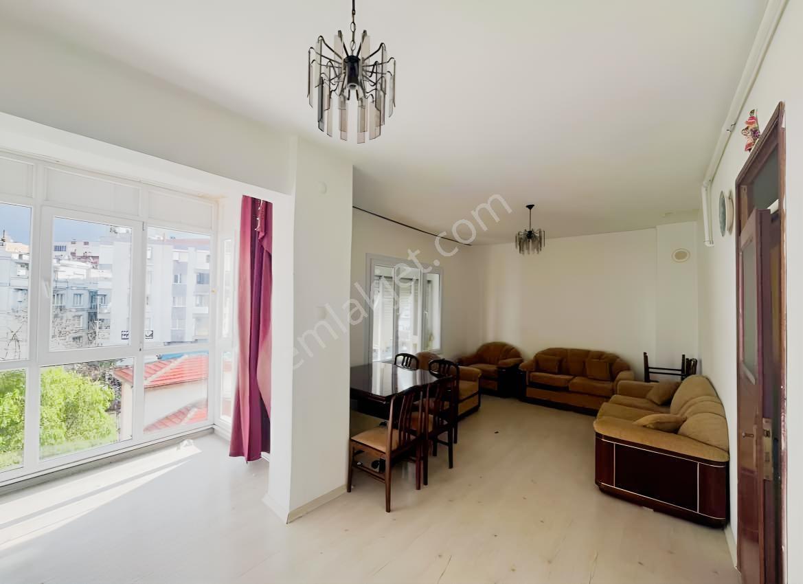 Realiva'dan Merkezi Konumda Satılık 3+1 Daire — fotoğraf 6
