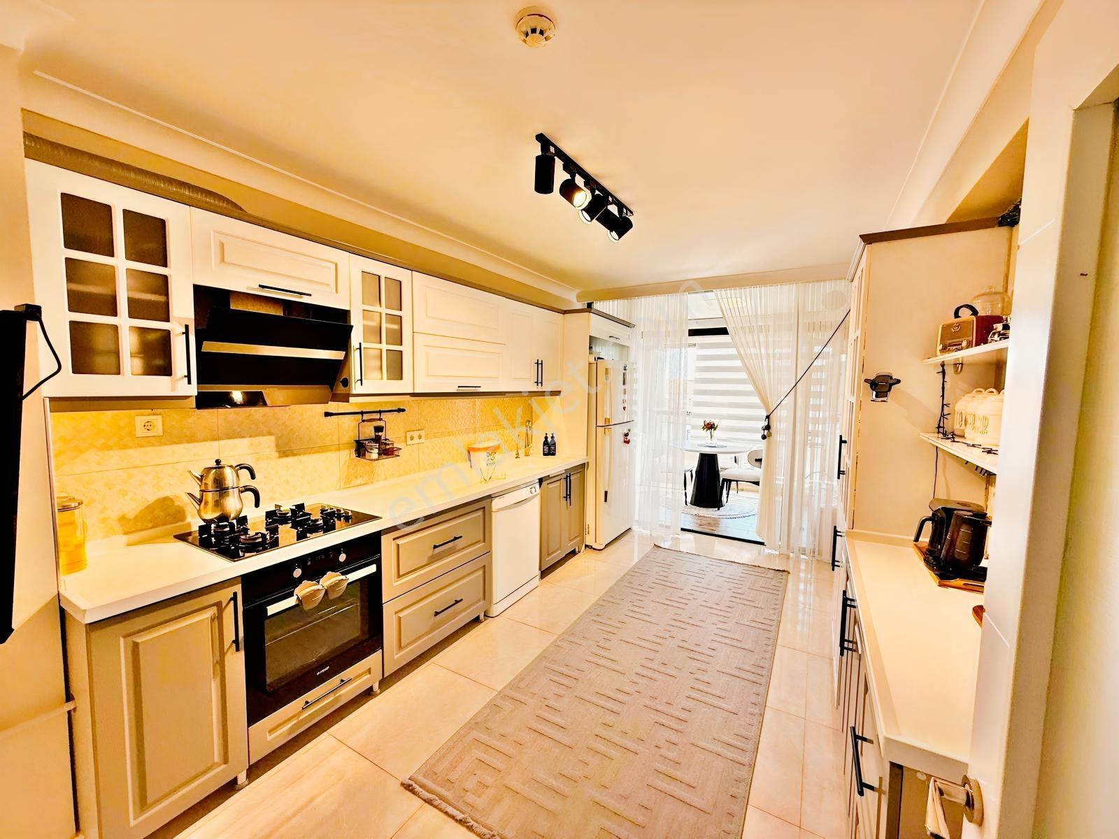 Güventepe'nin Prestijli Sitesi Ultra Lüx Acil Satılık 4+1 Daire. — fotoğraf 2