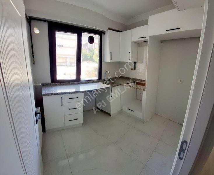 Arı Emlak'tan Cumhuriyet Mahallesi Satılık2 T1 80m2 Sıfır Daire — fotoğraf 17