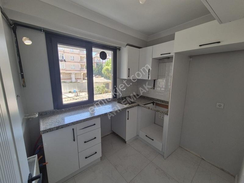 Arı Emlak'tan Cumhuriyet Mahallesi Satılık2 T1 80m2 Sıfır Daire — fotoğraf 21