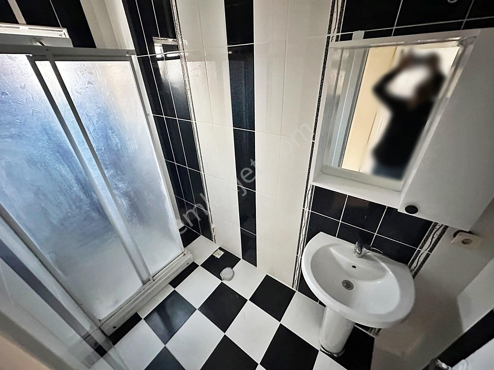 Az-er Yapı'dan İstiklal Caddesinde Ön Cephe Satılık 2+1 Daire!! — fotoğraf 13
