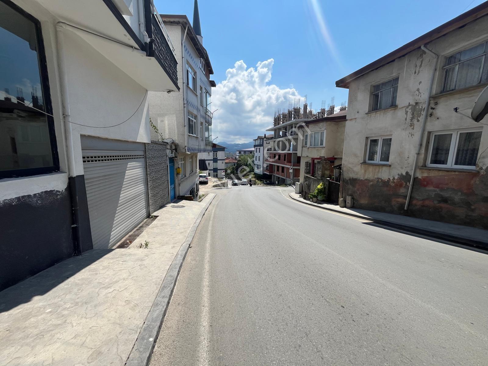 Revizyon'dan Çakırtepe Mevkili Yol Kenarı Arsa Fırsatı!! — fotoğraf 17