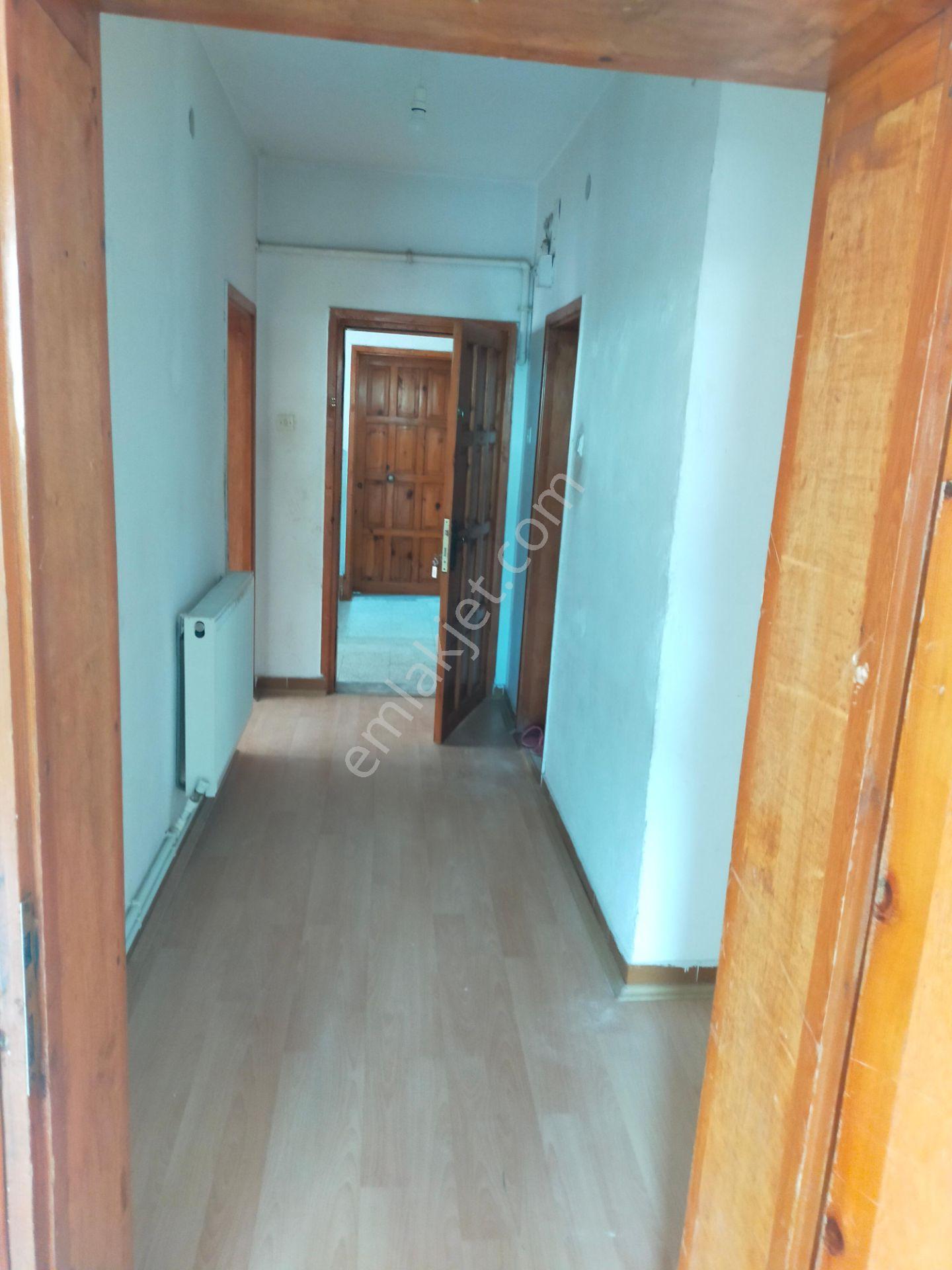 Vera | Yatırımcıya Fırsat! Hazır Kiracılı, Balkonlu, Yüksek Giriş 2+1 — fotoğraf 6