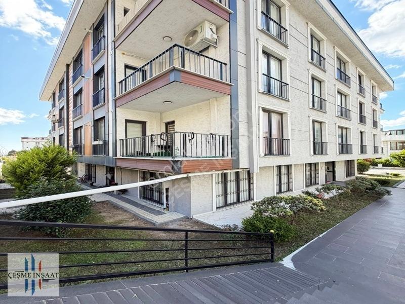 Tek Bloklu Butik Site Açık Otoparklı 2+1 Giriş Kat Bahçeli Daire — fotoğraf 3