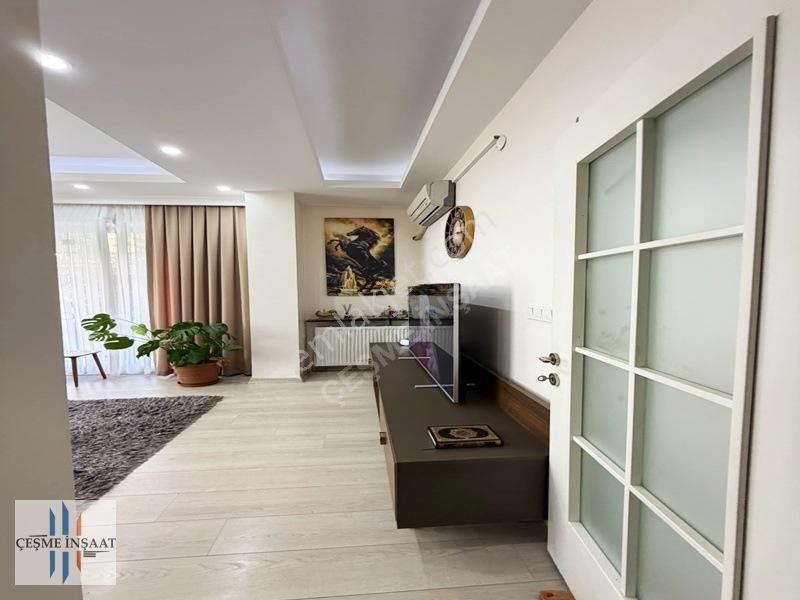 Tek Bloklu Butik Site Açık Otoparklı 2+1 Giriş Kat Bahçeli Daire — fotoğraf 14