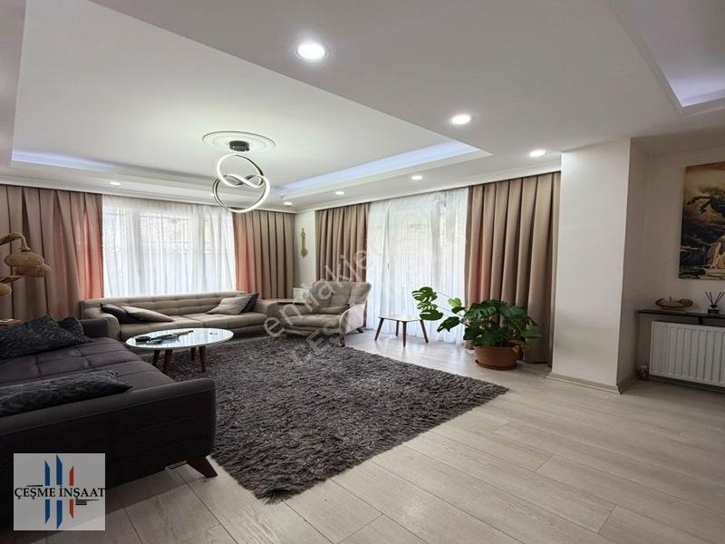Tek Bloklu Butik Site Açık Otoparklı 2+1 Giriş Kat Bahçeli Daire — fotoğraf 16