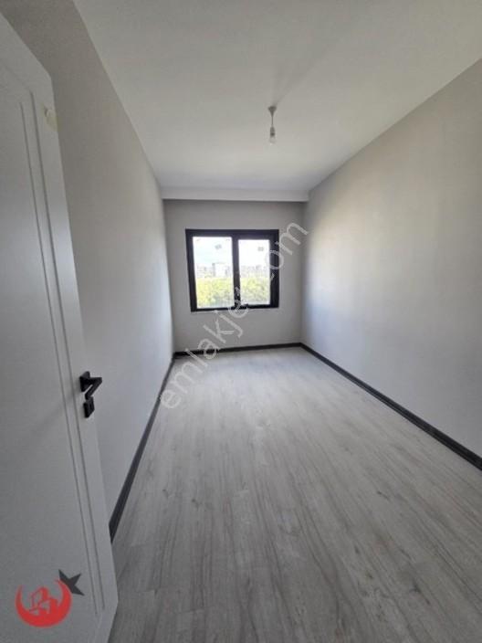 Özer Gayrimenkulden 1+1 Tepede Butik Site İçerisinde — fotoğraf 3