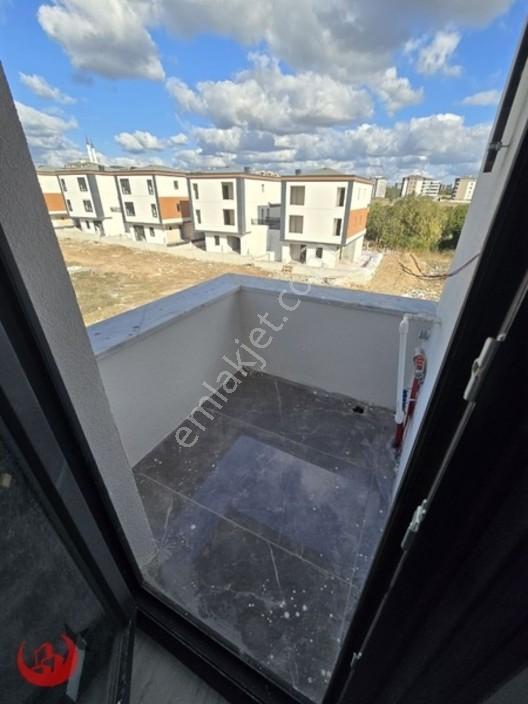 Özer Gayrimenkulden 1+1 Tepede Butik Site İçerisinde — fotoğraf 9