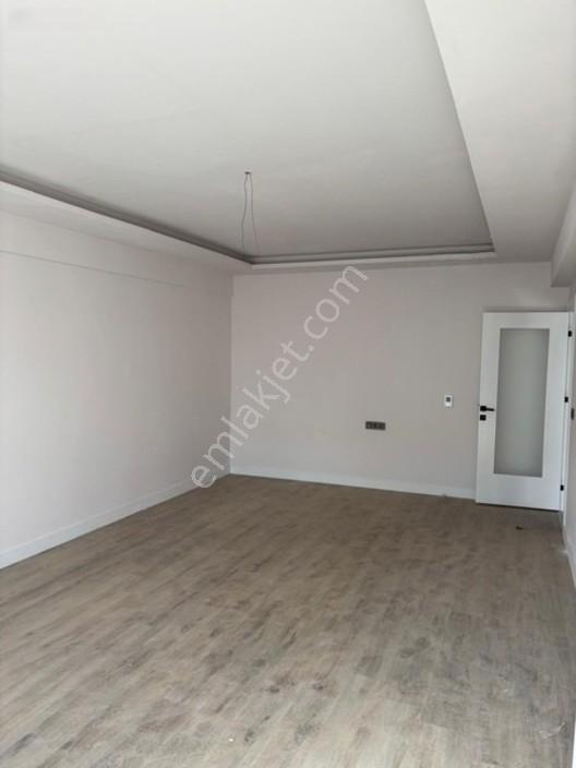 Meram Akademi Mhastanesi Yanı Satılık 4+1 Sıfır Daire — fotoğraf 17