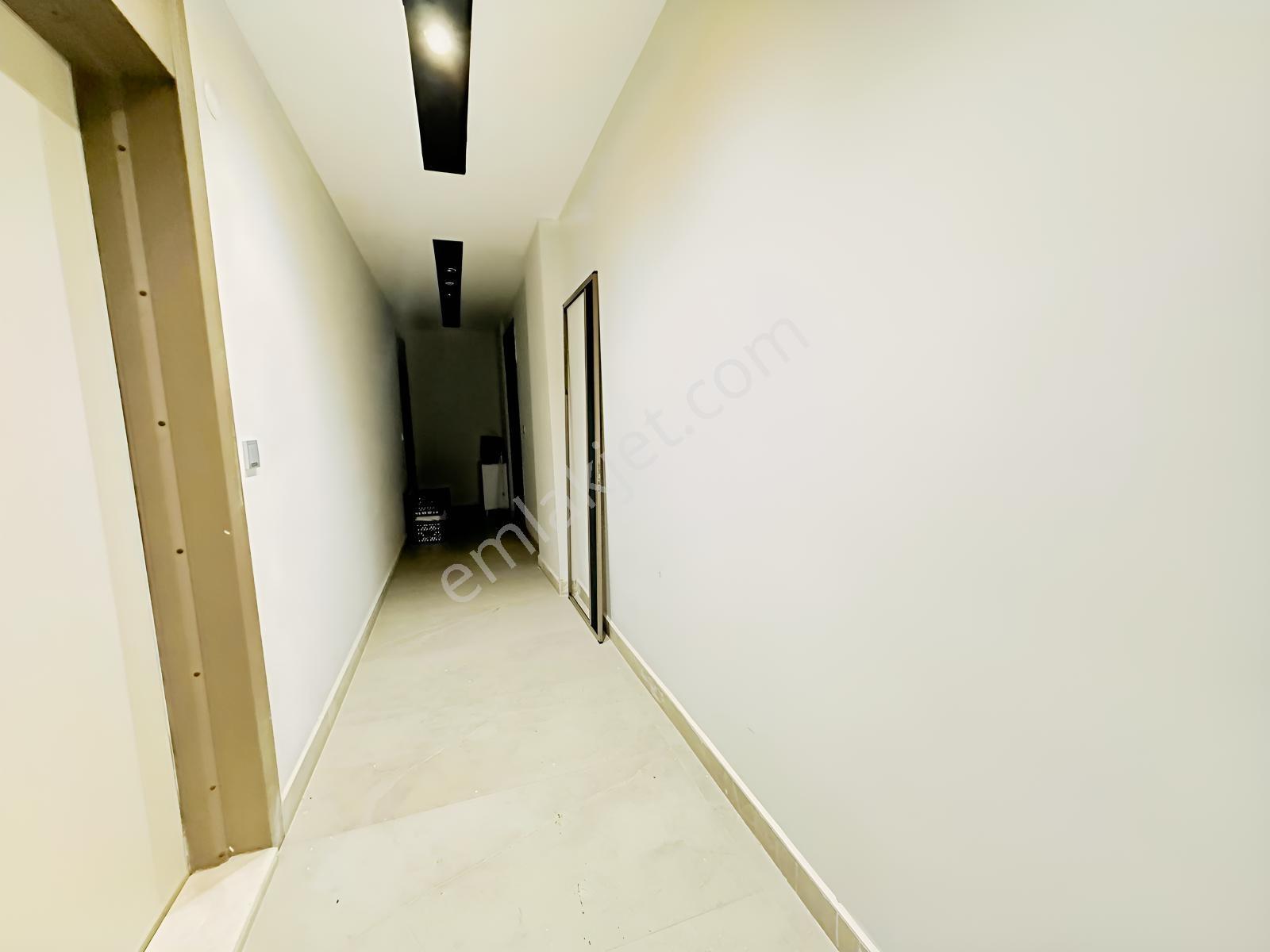 İskanlı Kardeşkentler Caddesine 2. Parsel Satılık 1+1 Daire — fotoğraf 15