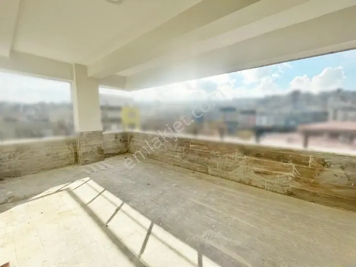 Karacaahmet'te Merkez Konumda Yerden Isıtma Geniş Balkon 2.5+1 — fotoğraf 4