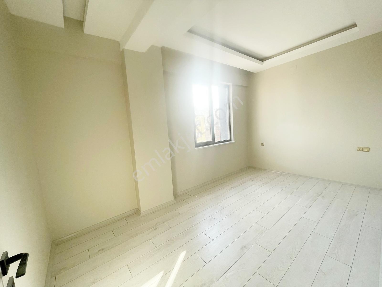 Karacaahmet'te Merkez Konumda Yerden Isıtma Geniş Balkon 2.5+1 — fotoğraf 11