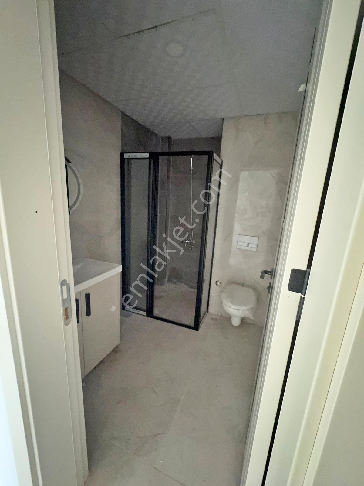 Karacaahmet'te Merkez Konumda Yerden Isıtma Geniş Balkon 2.5+1 — fotoğraf 13