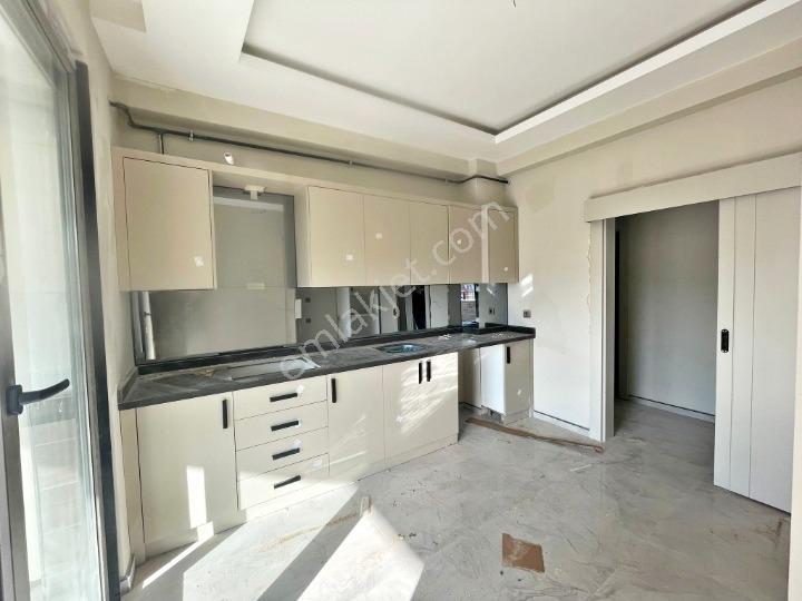 Karacaahmet'te Merkez Konumda Yerden Isıtma Geniş Balkon 2.5+1 — fotoğraf 18