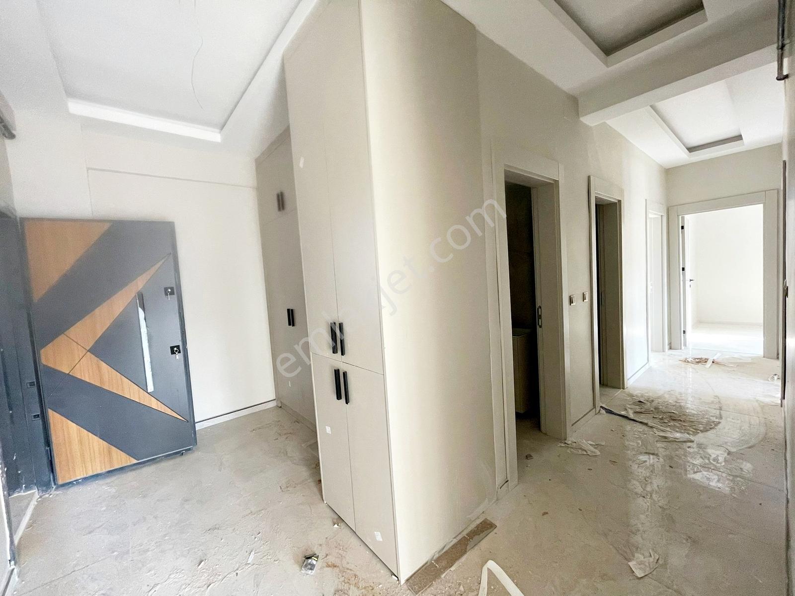 Karacaahmet'te Merkez Konumda Yerden Isıtma Geniş Balkon 2.5+1 — fotoğraf 31