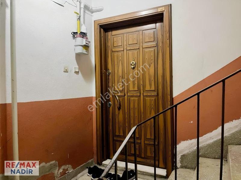 Remax'ten İhsaniyede Aile Yaşamına Uygun Geniş Satılık Daire — fotoğraf 2