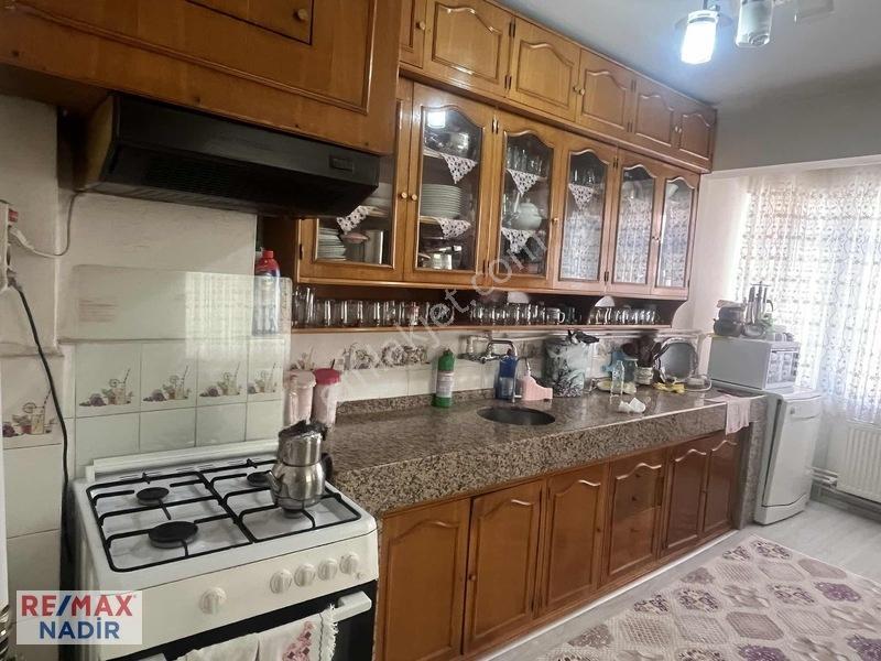 Remax'ten İhsaniyede Aile Yaşamına Uygun Geniş Satılık Daire — fotoğraf 14