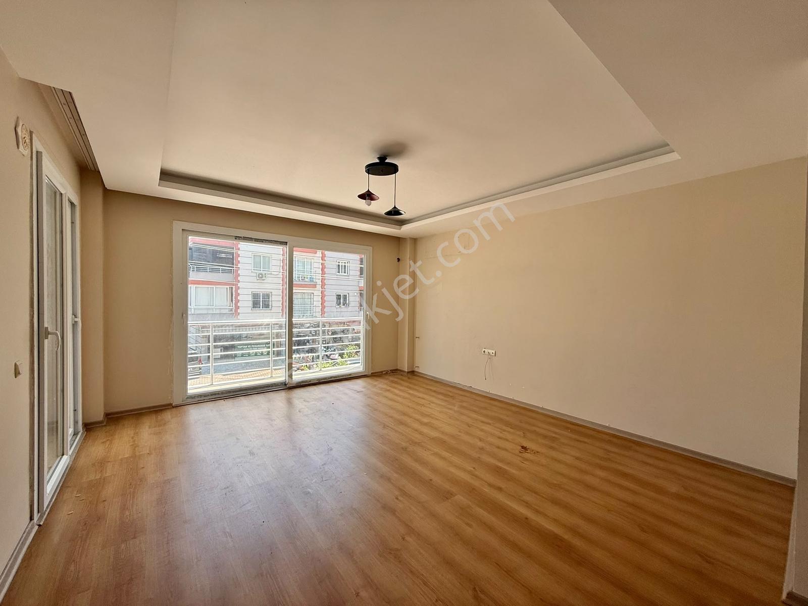 Remax Palm'den Sayapark Ve Ortadoğuya Yakın Satılık 3+1 Daire — fotoğraf 13