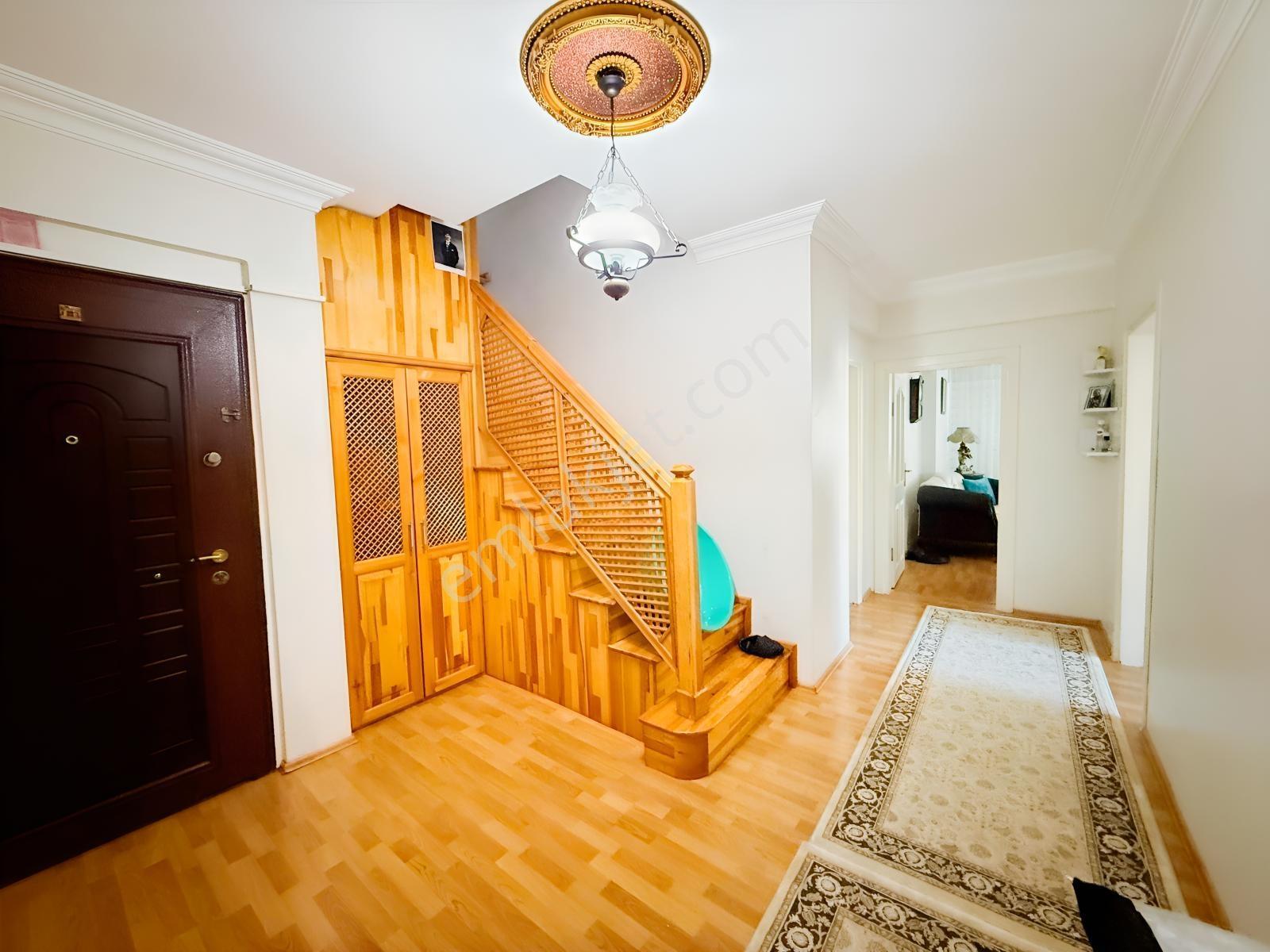 Körfezray A Yürüme Mesafesinde 5+1 Odalı Satılık.ç.dublex 250m2 — fotoğraf 15