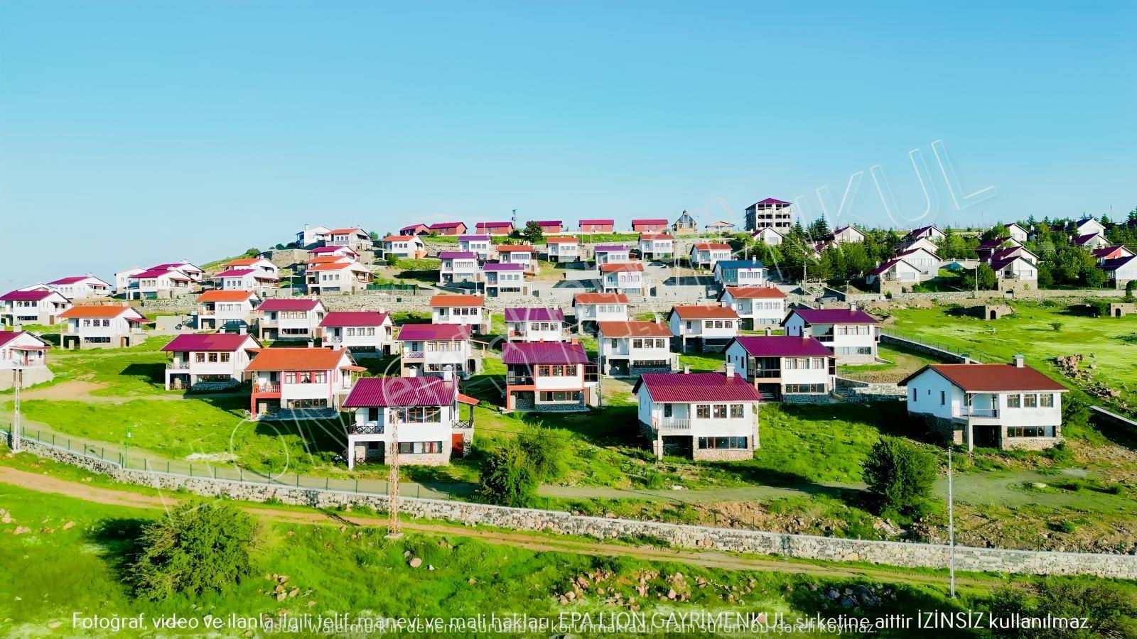 Beypazarı Karaşar Göl Manzaralı İskanlı 2+1 Villa