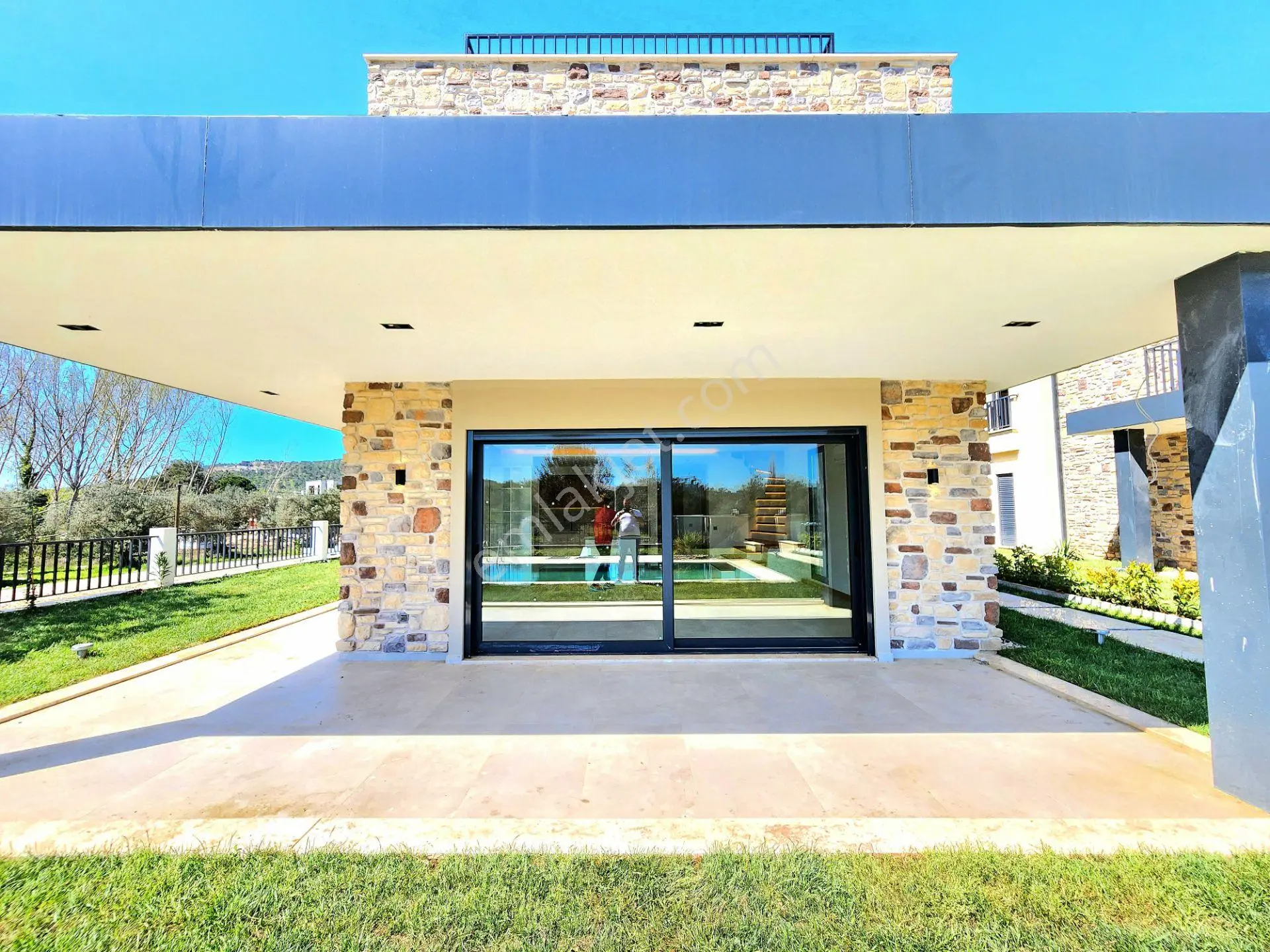 Gümüş'den Güre'de 450m² Arsa İçerisinde Eşsiz Tasarımlı Havuzlu 4+1 Villa — fotoğraf 20