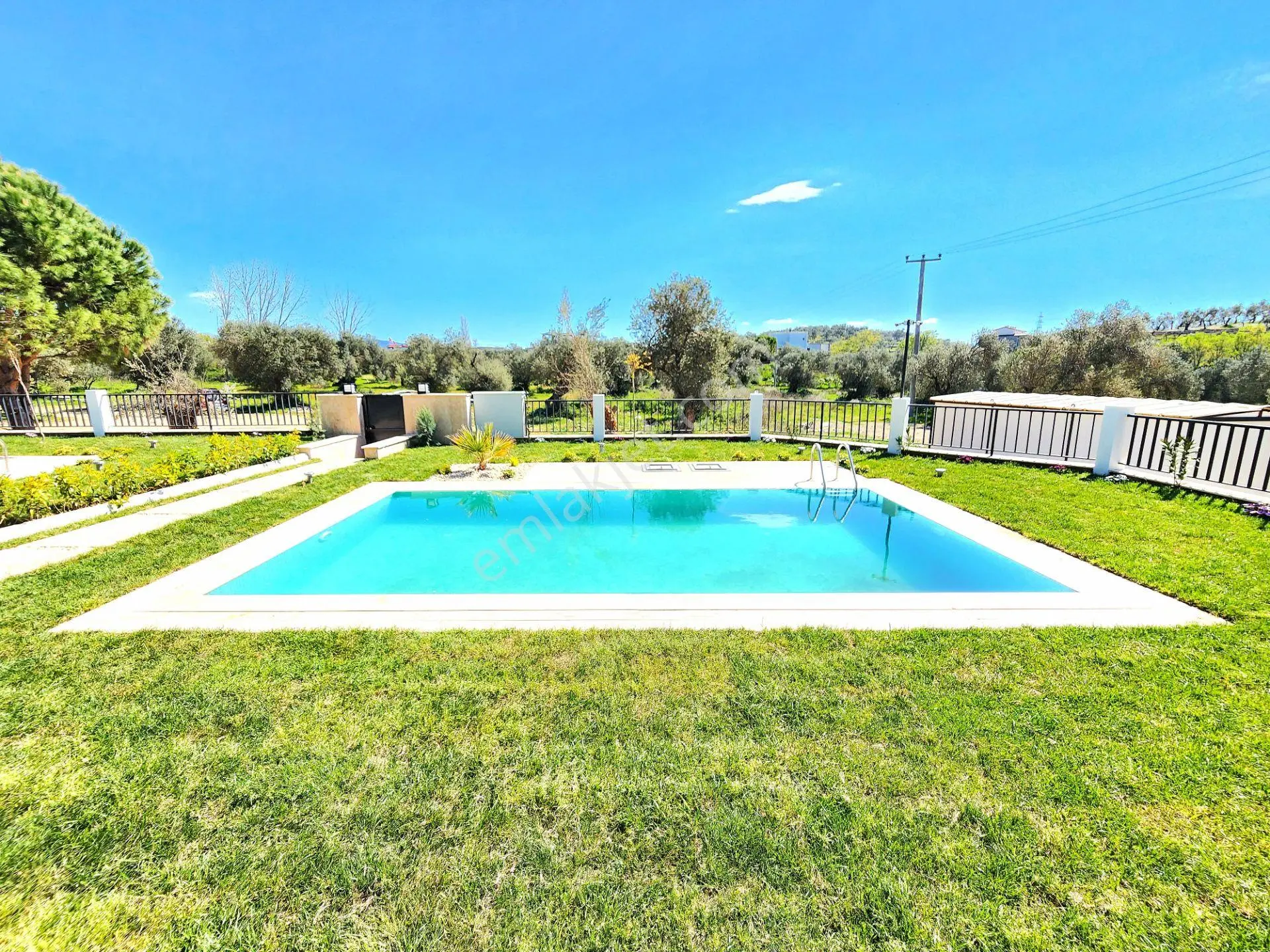 Gümüş'den Güre'de 450m² Arsa İçerisinde Eşsiz Tasarımlı Havuzlu 4+1 Villa — fotoğraf 27