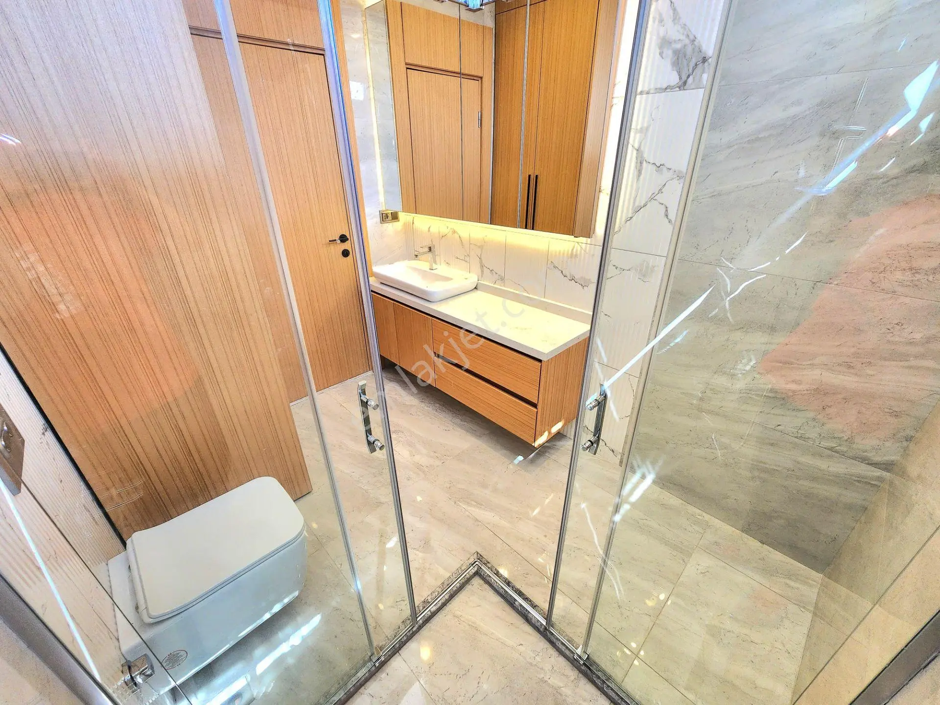 Gümüş'den Güre'de 450m² Arsa İçerisinde Eşsiz Tasarımlı Havuzlu 4+1 Villa — fotoğraf 34