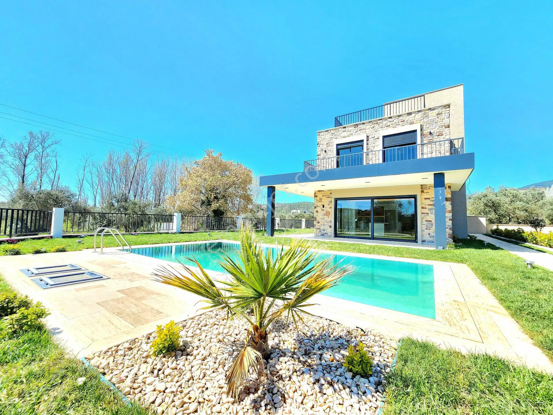 Gümüş'den Güre'de 450m² Arsa İçerisinde Eşsiz Tasarımlı Havuzlu 4+1 Villa — fotoğraf 36