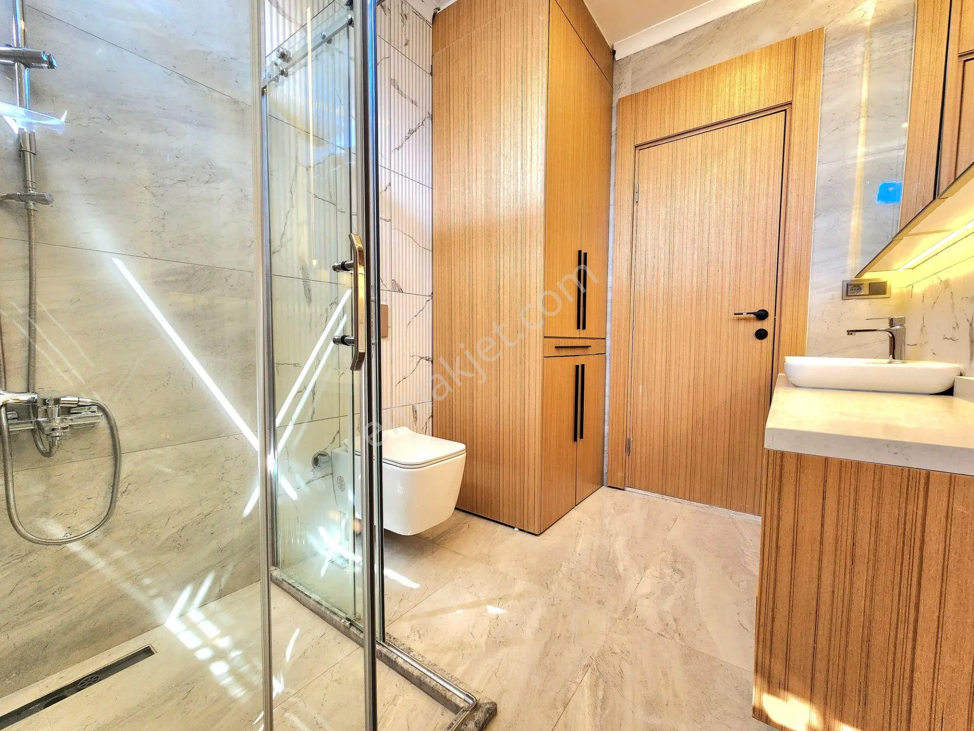 Gümüş'den Güre'de 450m² Arsa İçerisinde Eşsiz Tasarımlı Havuzlu 4+1 Villa — fotoğraf 45