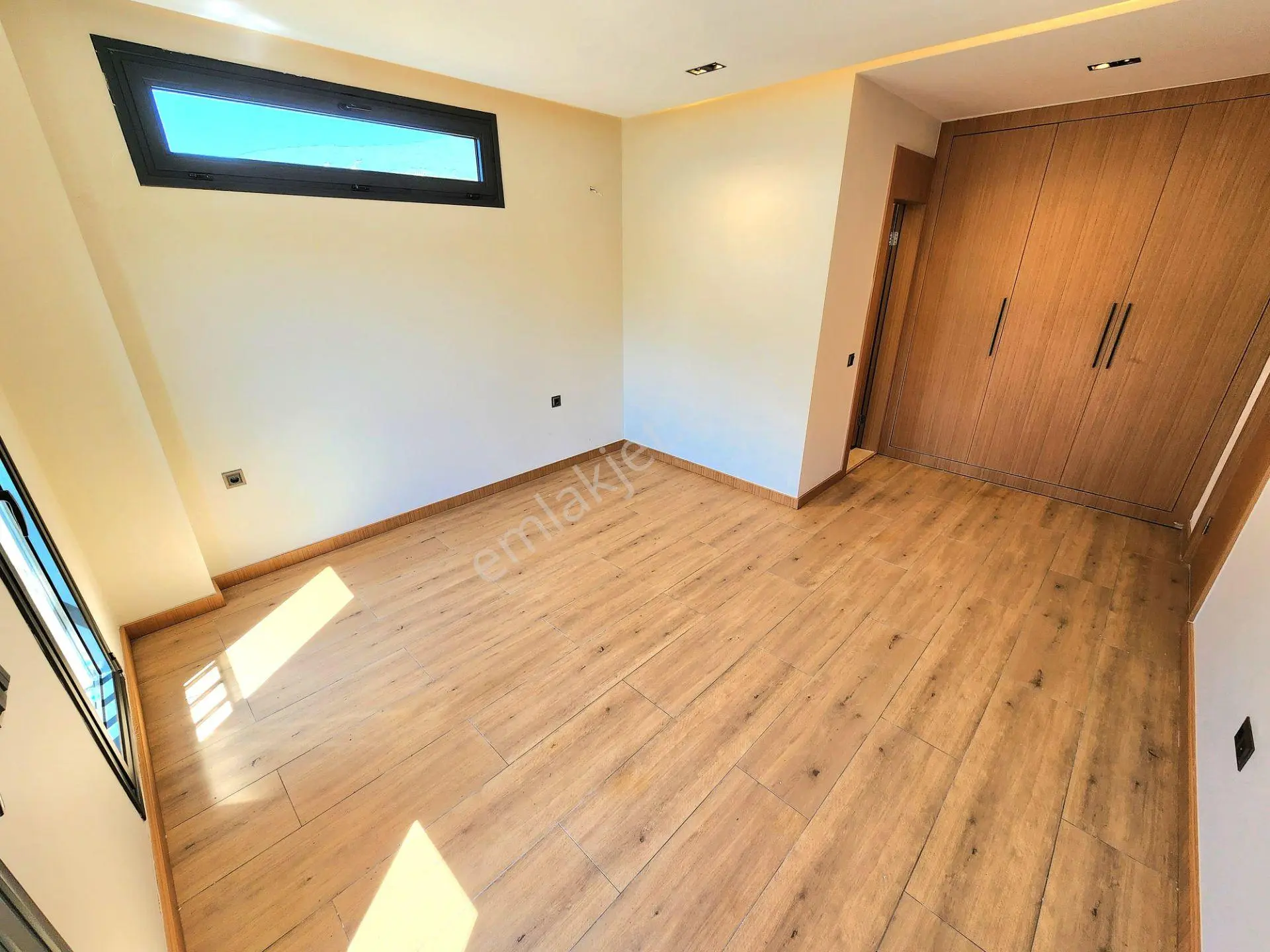 Gümüş'den Güre'de 450m² Arsa İçerisinde Eşsiz Tasarımlı Havuzlu 4+1 Villa — fotoğraf 48