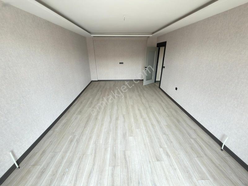 Keçiören'de Çift Banyolu Krediye Uygun Katta Sıfır 3+1 Daire — fotoğraf 11